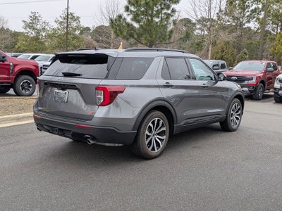 2024 Ford Explorer ST-Line