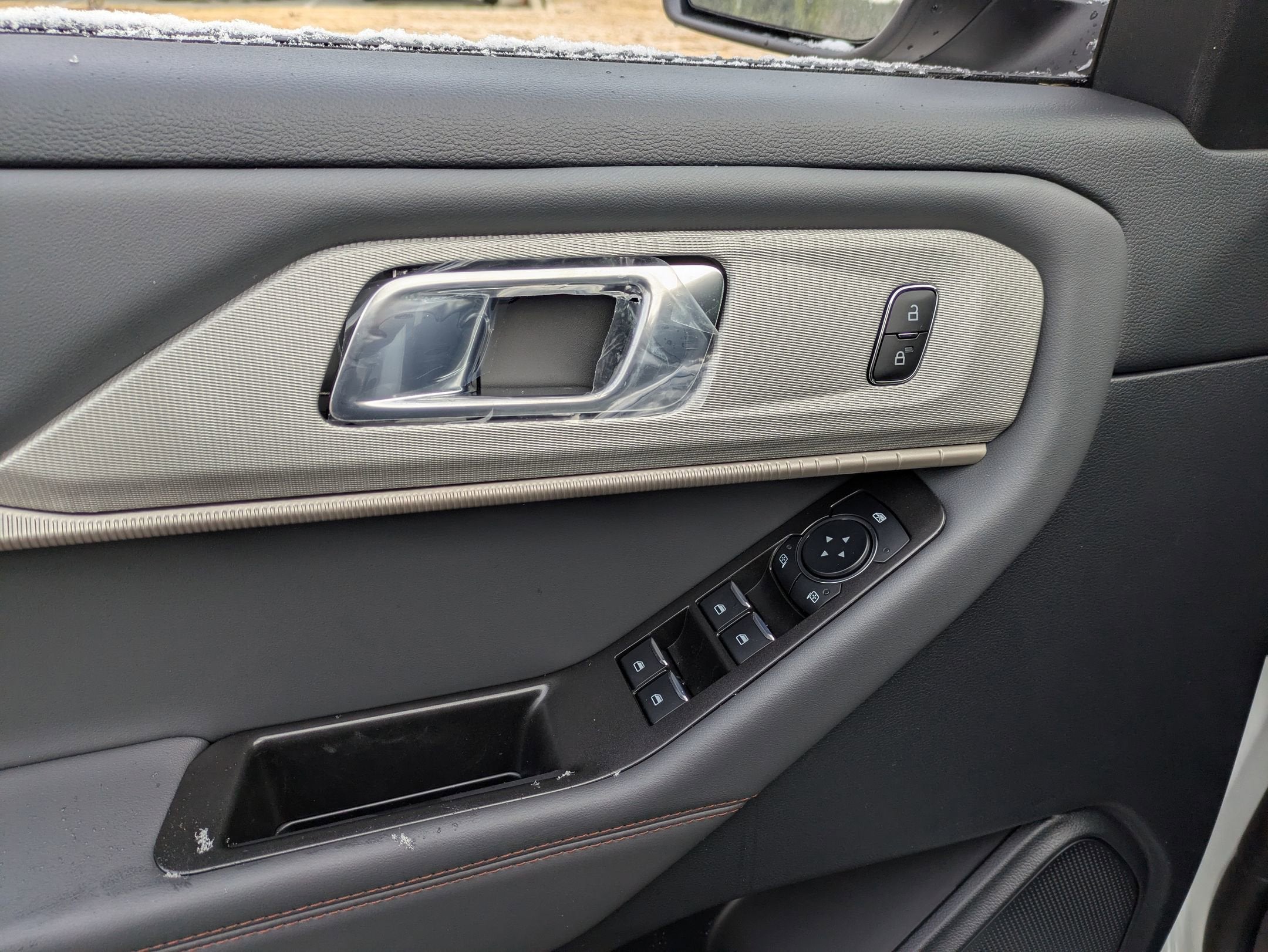 2026 Ford Explorer Active w/100A Pkg