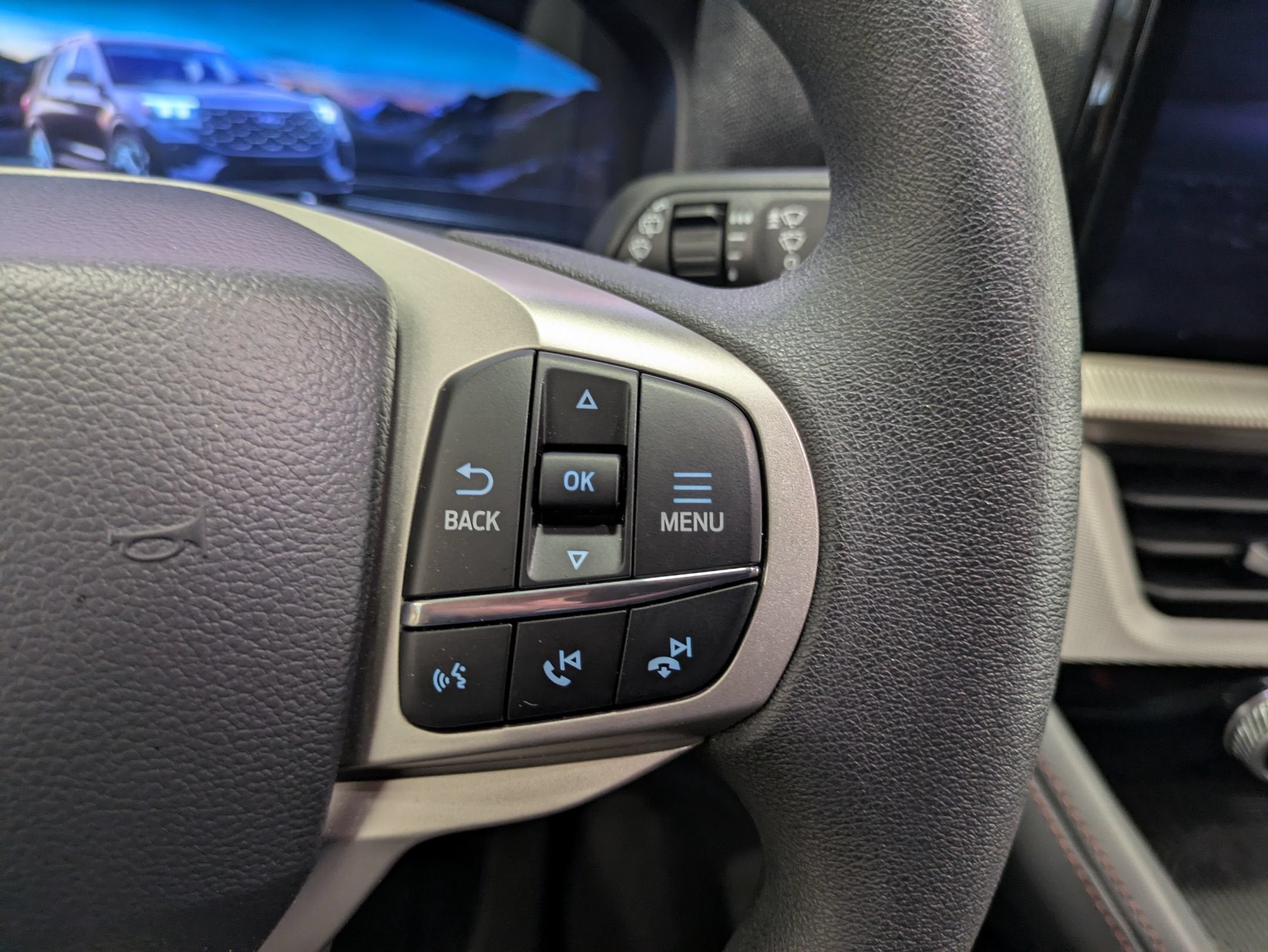 2026 Ford Explorer Active w/100A Pkg - Crossroads Courtesy Demo