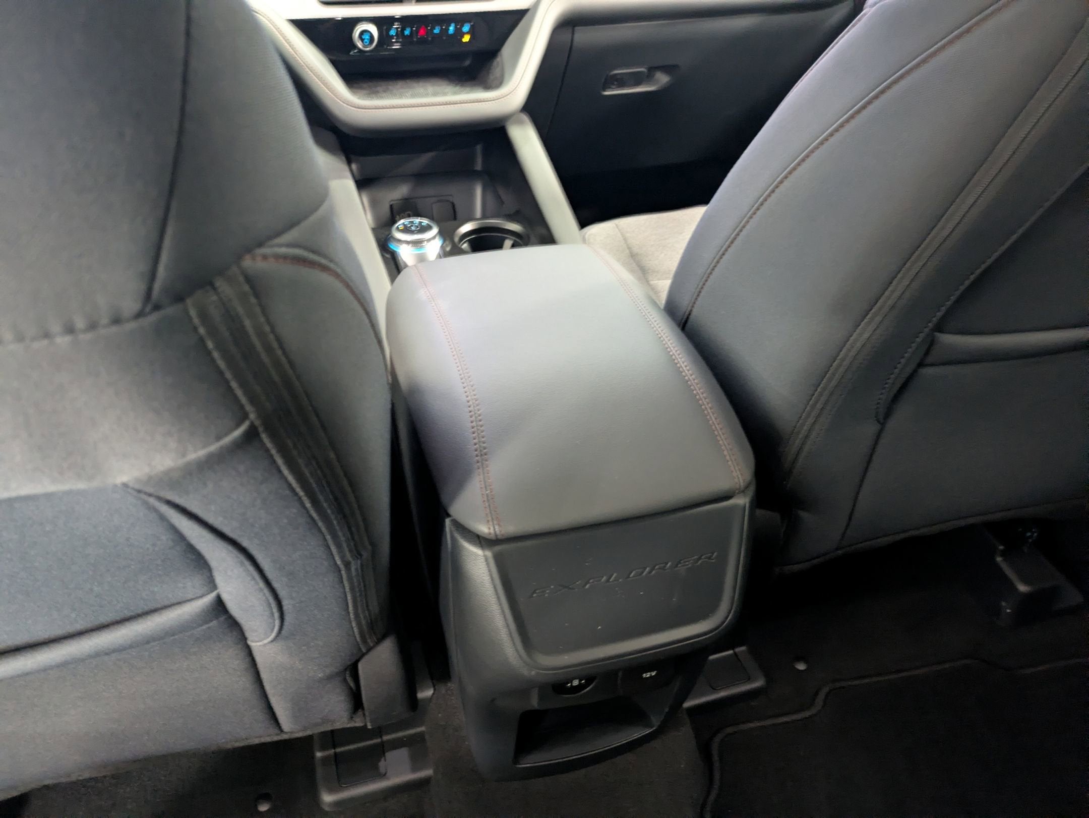 2026 Ford Explorer Active w/100A Pkg - Crossroads Courtesy Demo