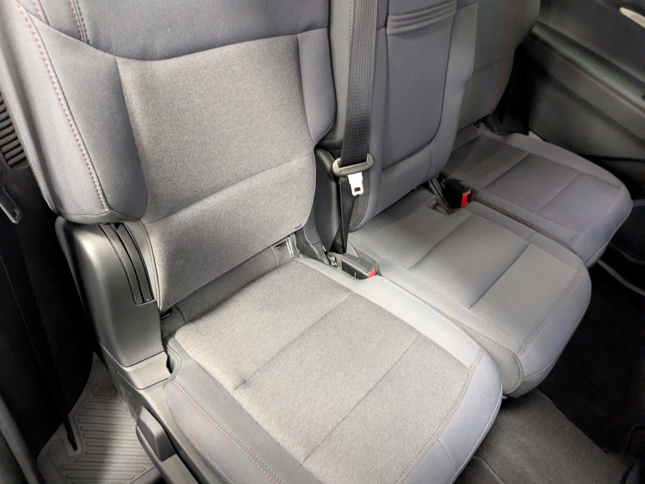 2026 Ford Explorer Active w/100A Pkg - Crossroads Courtesy Demo