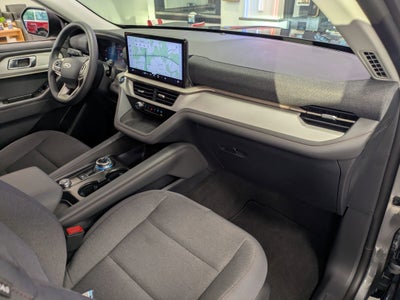2026 Ford Explorer Active w/100A Pkg - Crossroads Courtesy Demo
