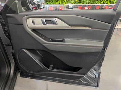 2026 Ford Explorer Active w/100A Pkg - Crossroads Courtesy Demo