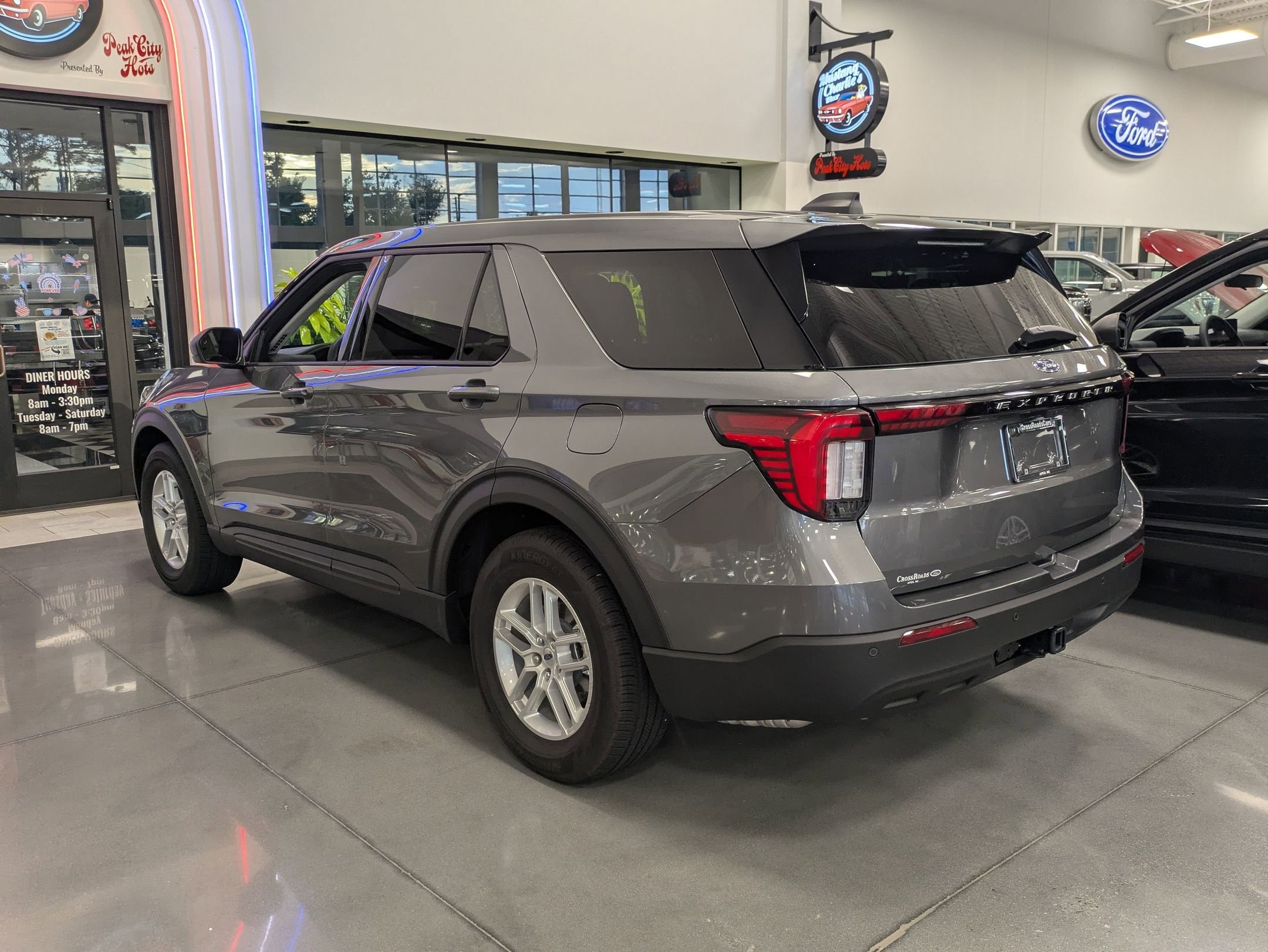 2026 Ford Explorer Active w/100A Pkg - Crossroads Courtesy Demo