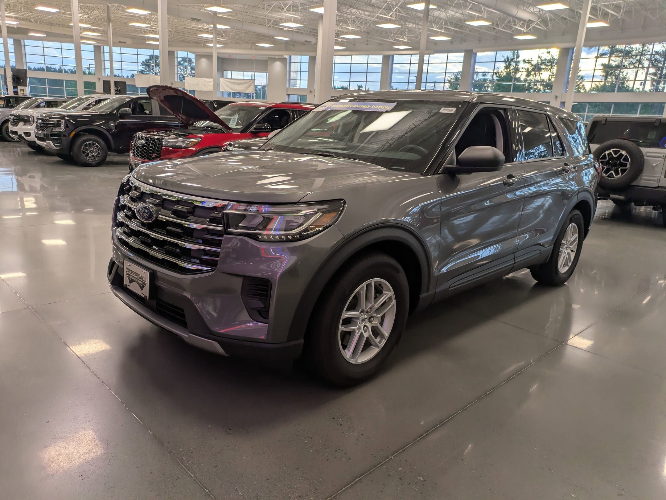 2026 Ford Explorer Active w/100A Pkg - Crossroads Courtesy Demo