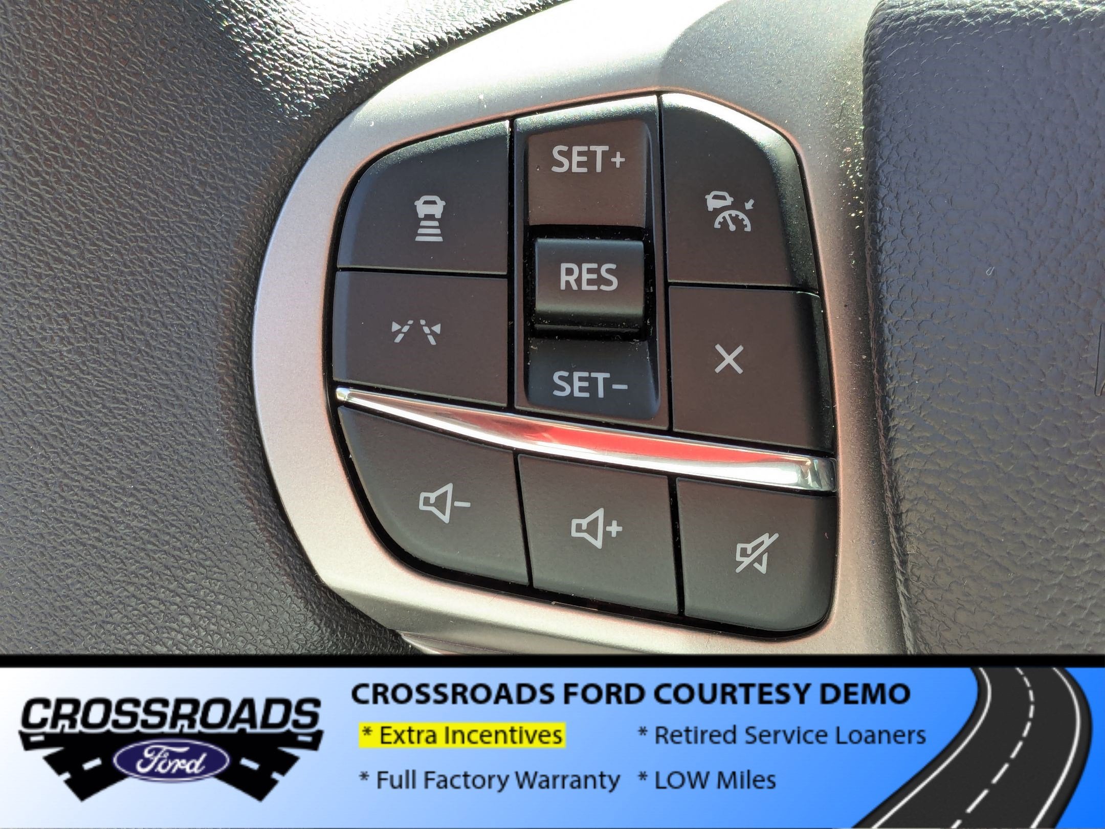 2026 Ford Explorer Active w/100A Pkg - Crossroads Courtesy Demo