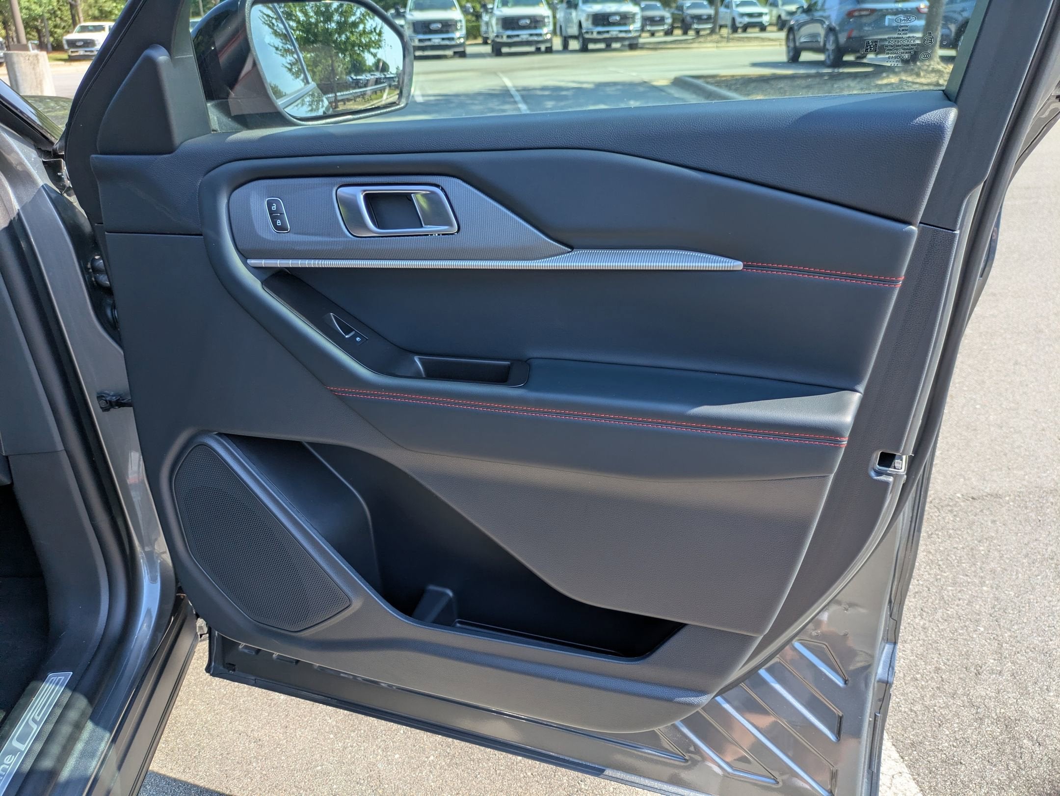 2026 Ford Explorer ST-Line - Crossroads Courtesy Demo