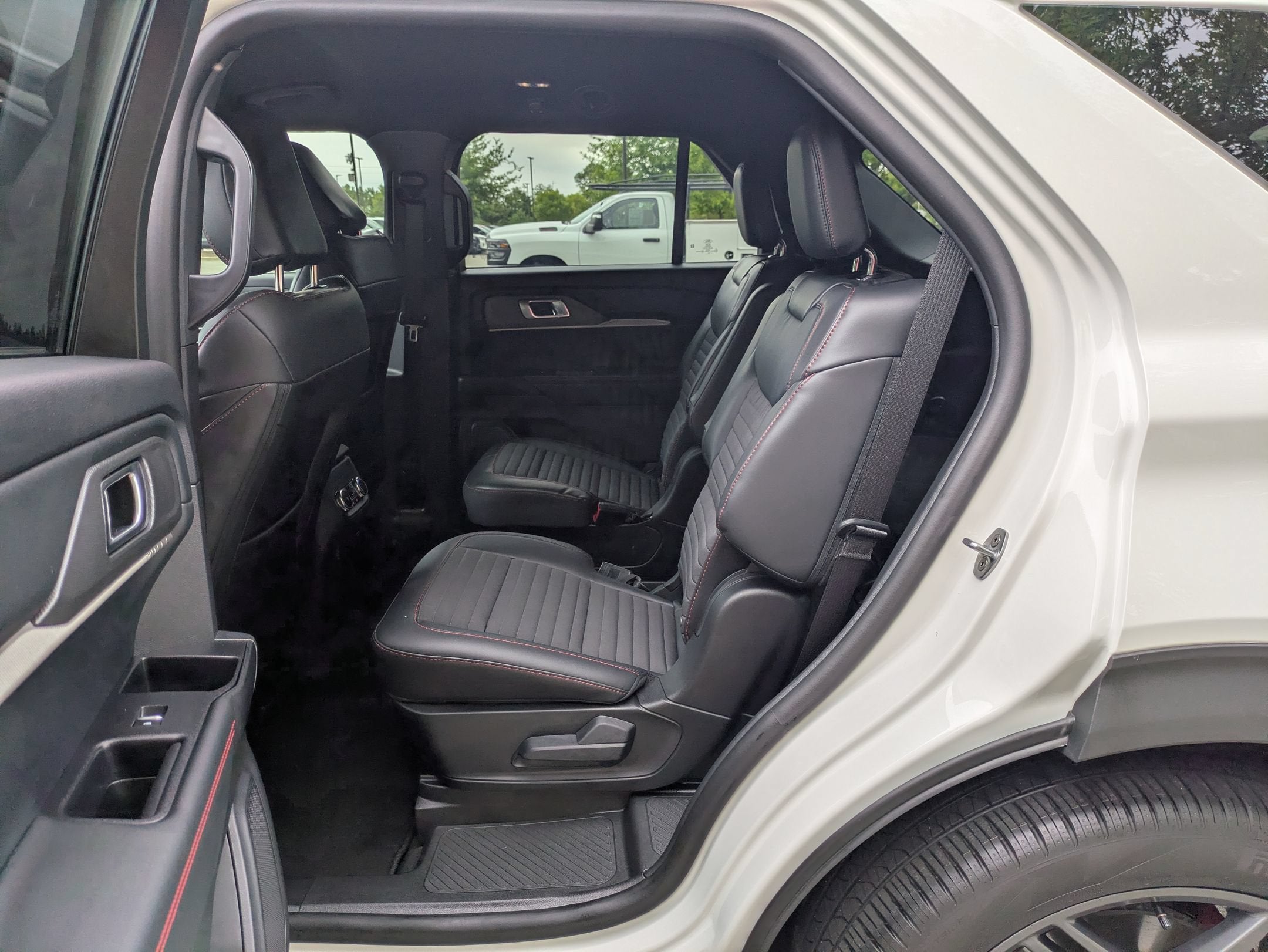 2026 Ford Explorer ST-Line - Crossroads Courtesy Demo