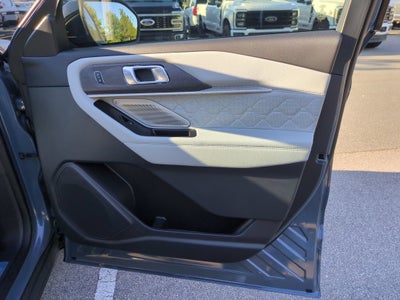 2027 Ford Explorer Platinum