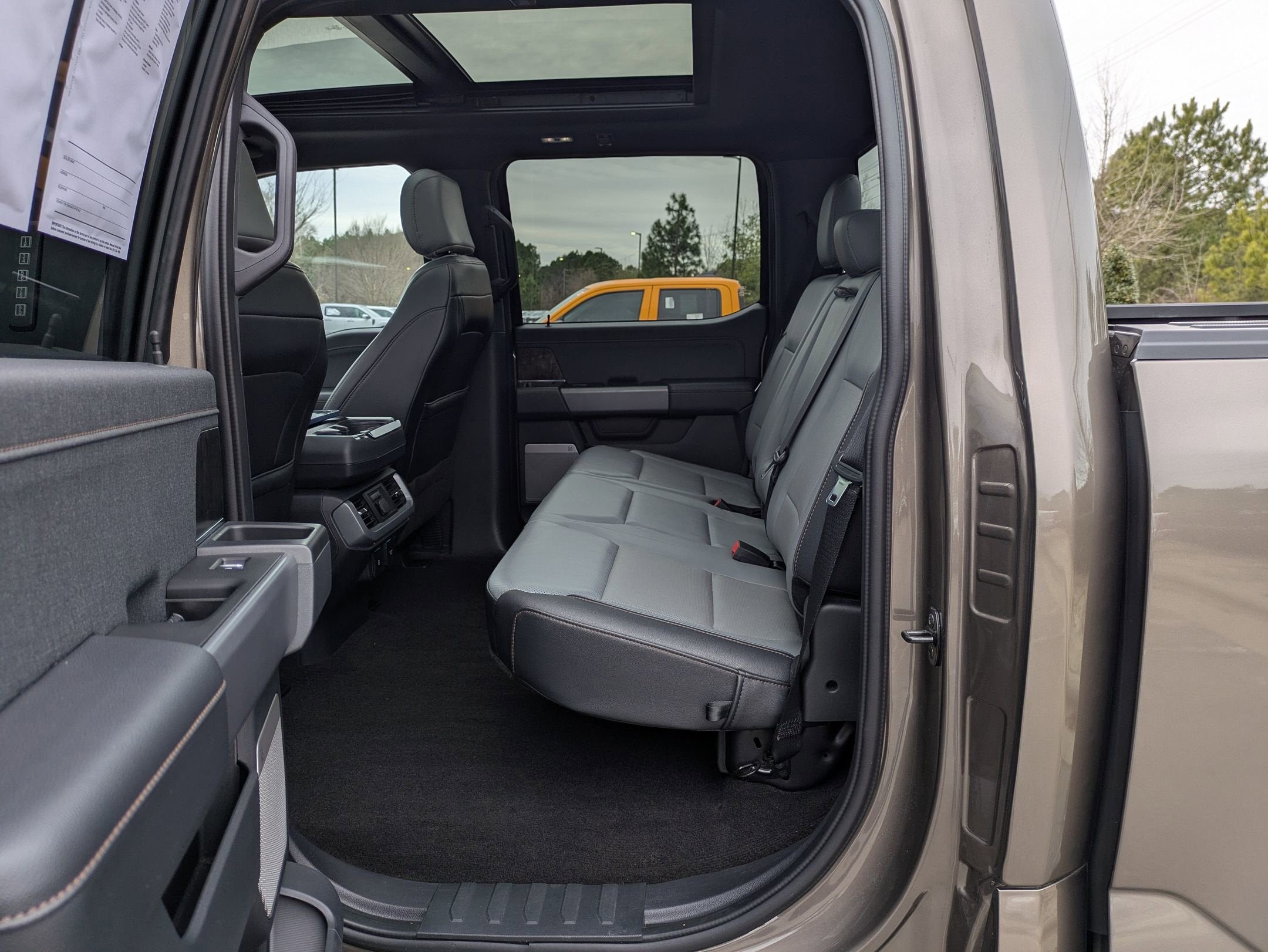 2023 Ford F-150 Lightning LARIAT