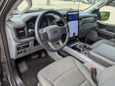 2024 Ford F-150 Lightning Flash