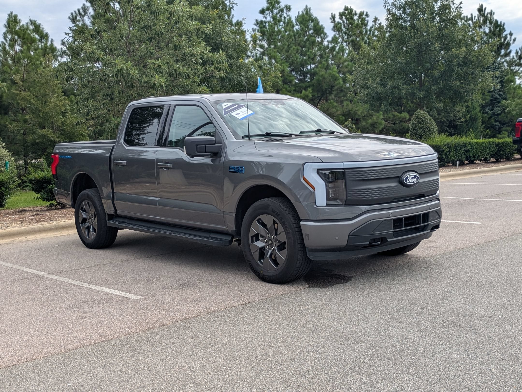 2024 Ford F-150 Lightning Flash