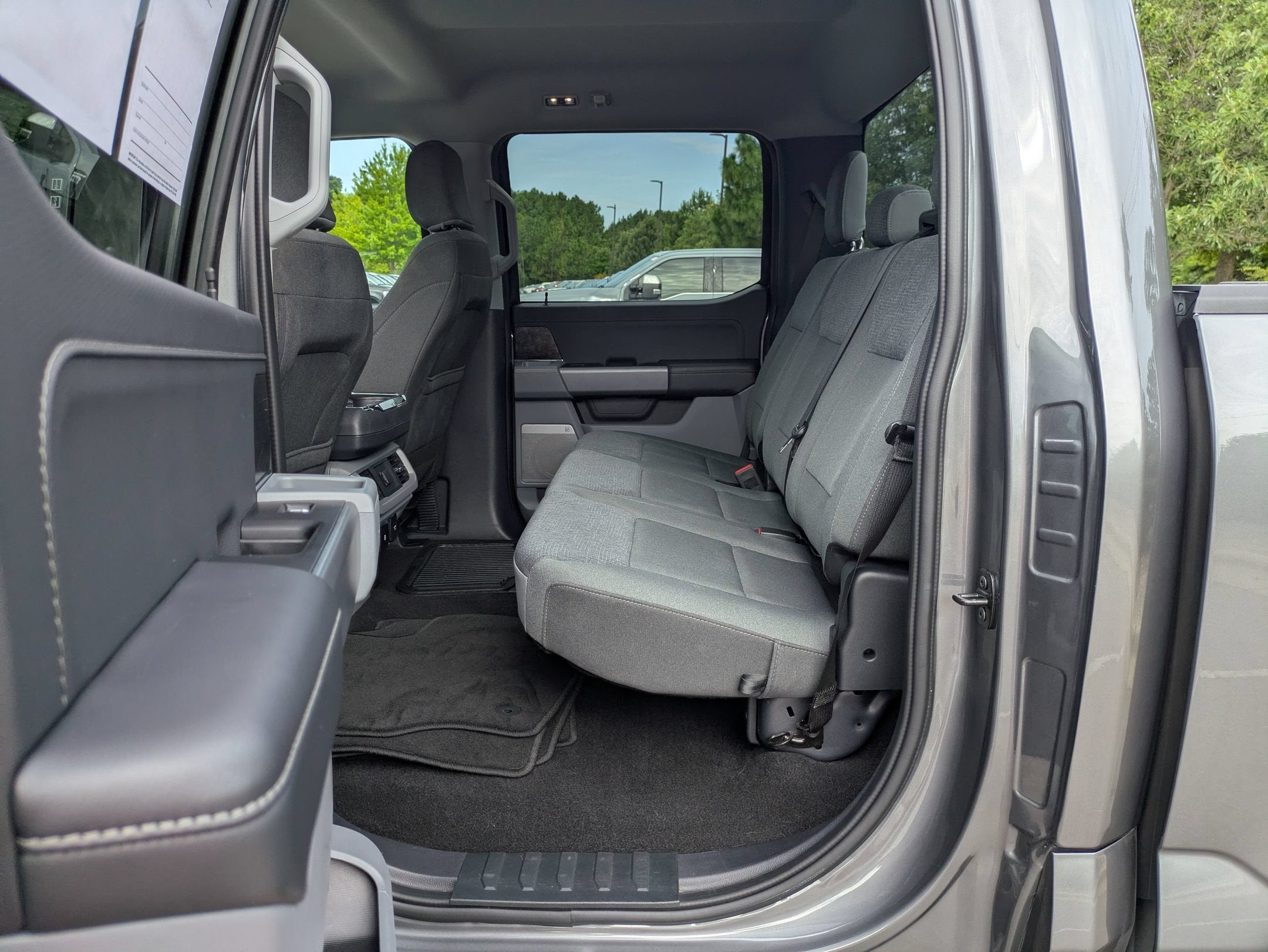 2024 Ford F-150 Lightning Flash