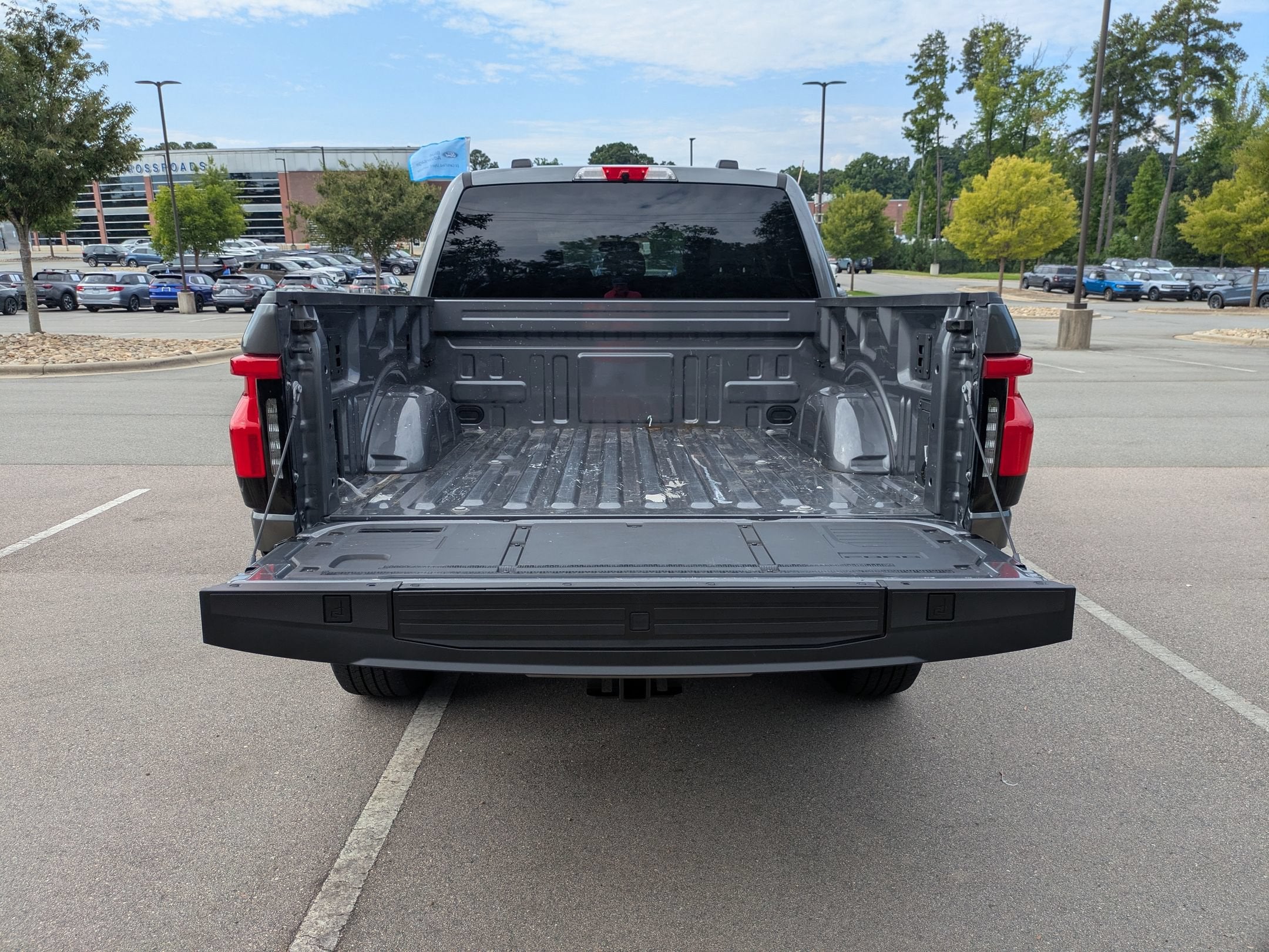 2024 Ford F-150 Lightning Flash