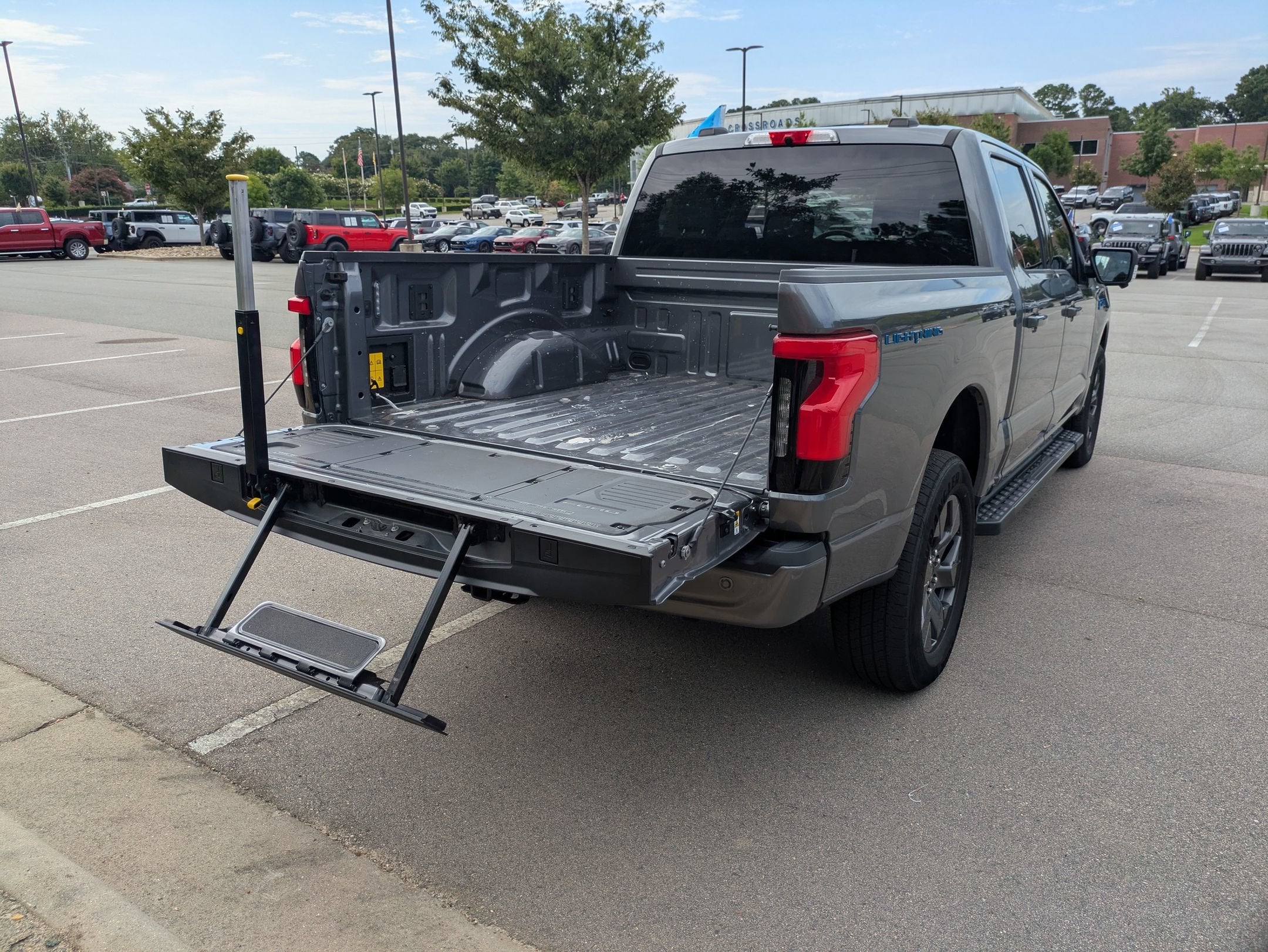 2024 Ford F-150 Lightning Flash