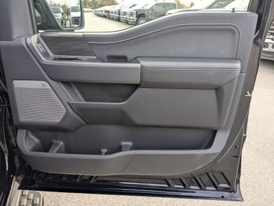 2025 Ford F-150 Lightning LARIAT