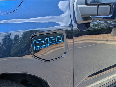 2025 Ford F-150 Lightning LARIAT