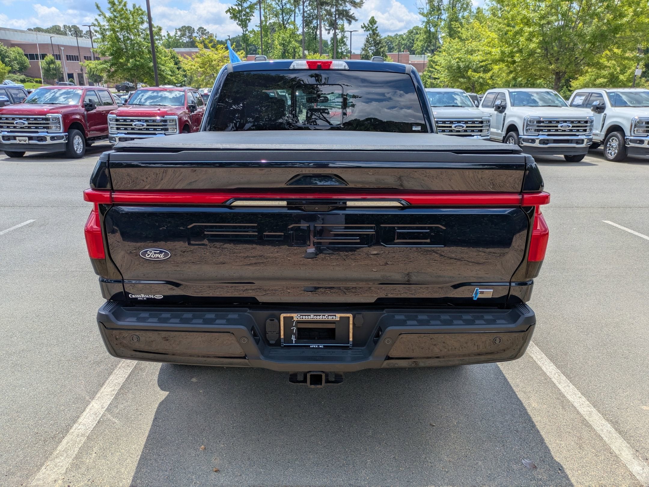 2025 Ford F-150 Lightning LARIAT