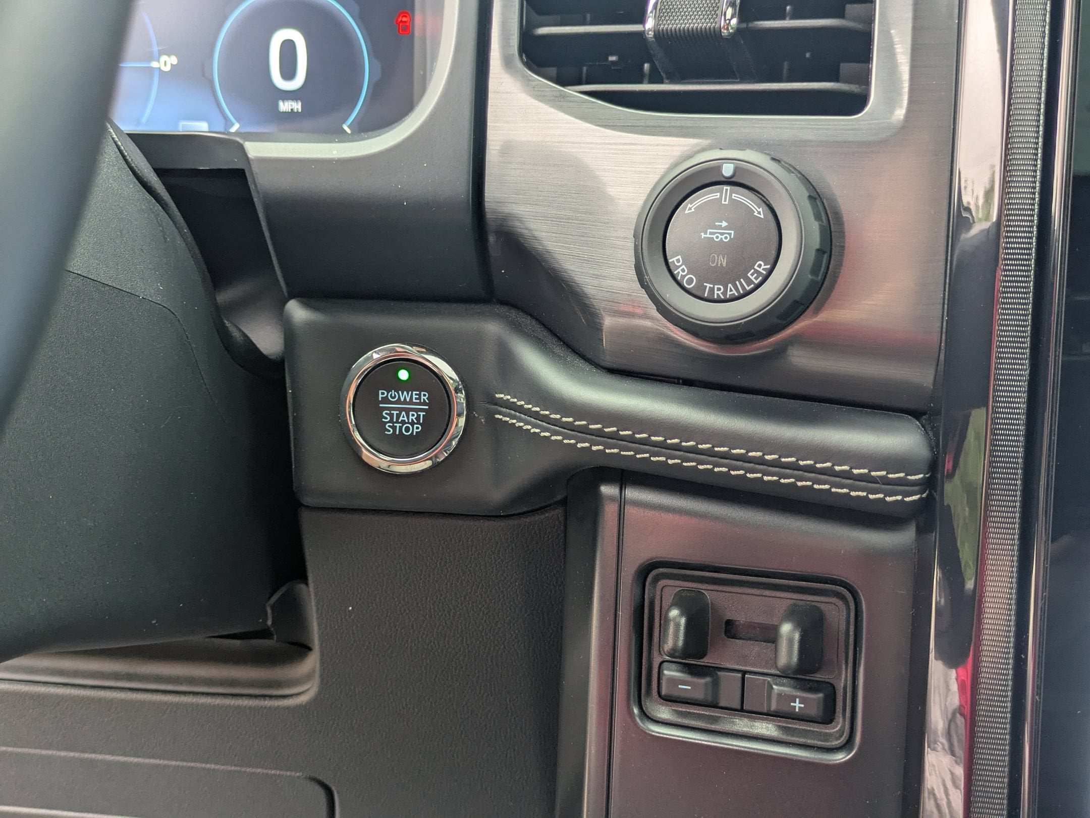 2024 Ford F-150 Lightning Platinum