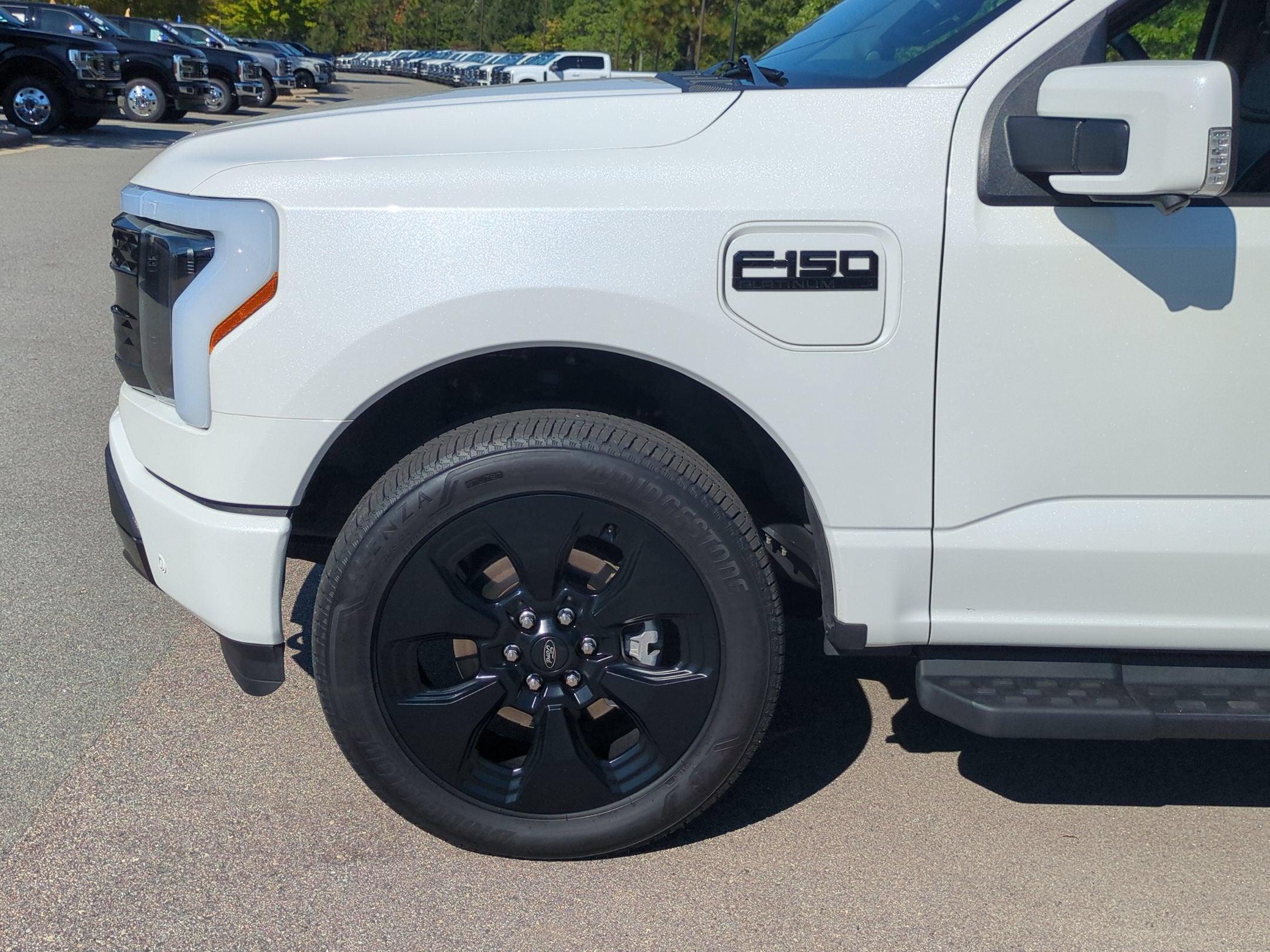 2025 Ford F-150 Lightning Platinum