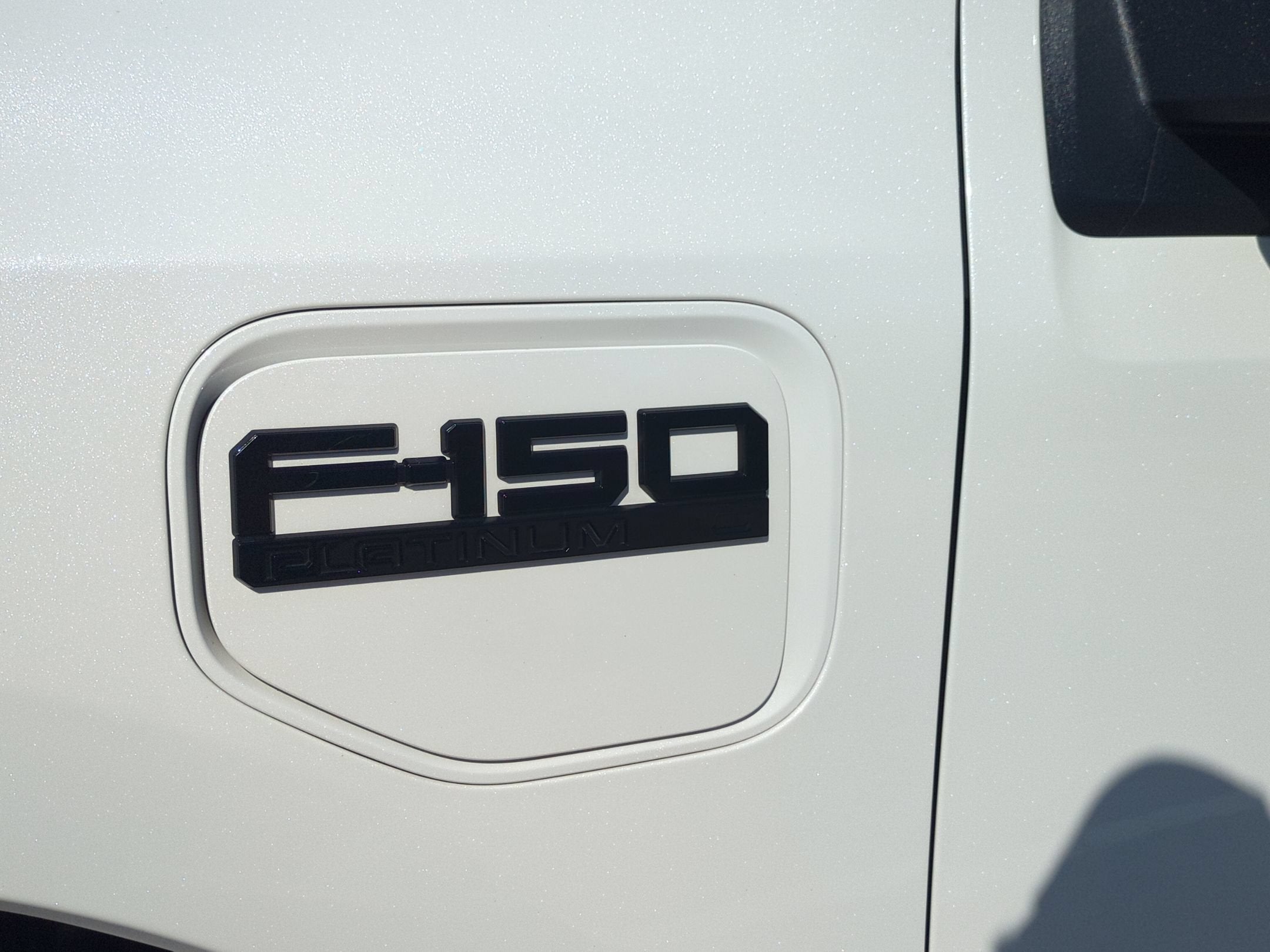 2025 Ford F-150 Lightning Platinum