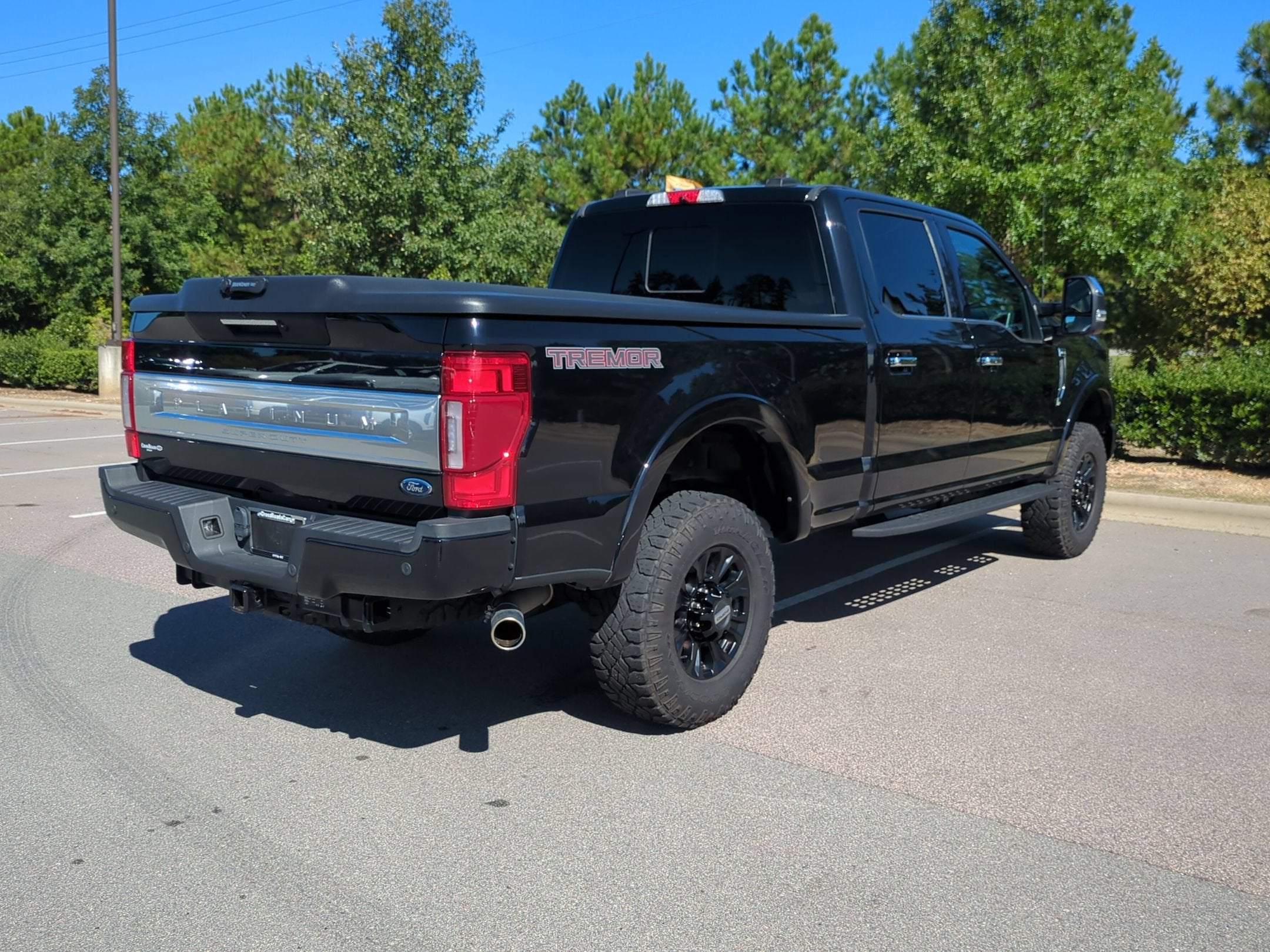 2022 Ford Super Duty F-250 SRW Platinum