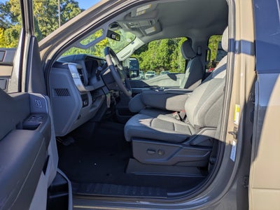 2027 Ford Super Duty F-250 SRW XLT