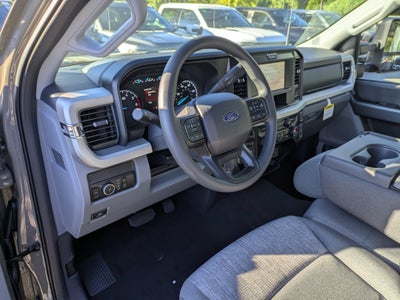 2027 Ford Super Duty F-250 SRW XLT