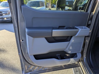 2027 Ford Super Duty F-250 SRW XLT