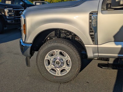 2027 Ford Super Duty F-250 SRW XLT