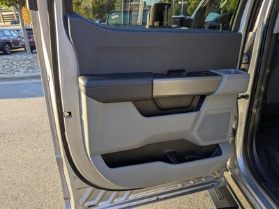 2027 Ford Super Duty F-250 SRW XLT
