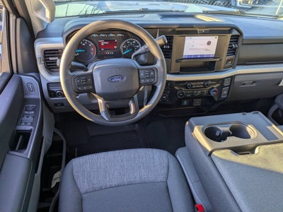 2027 Ford Super Duty F-250 SRW XLT