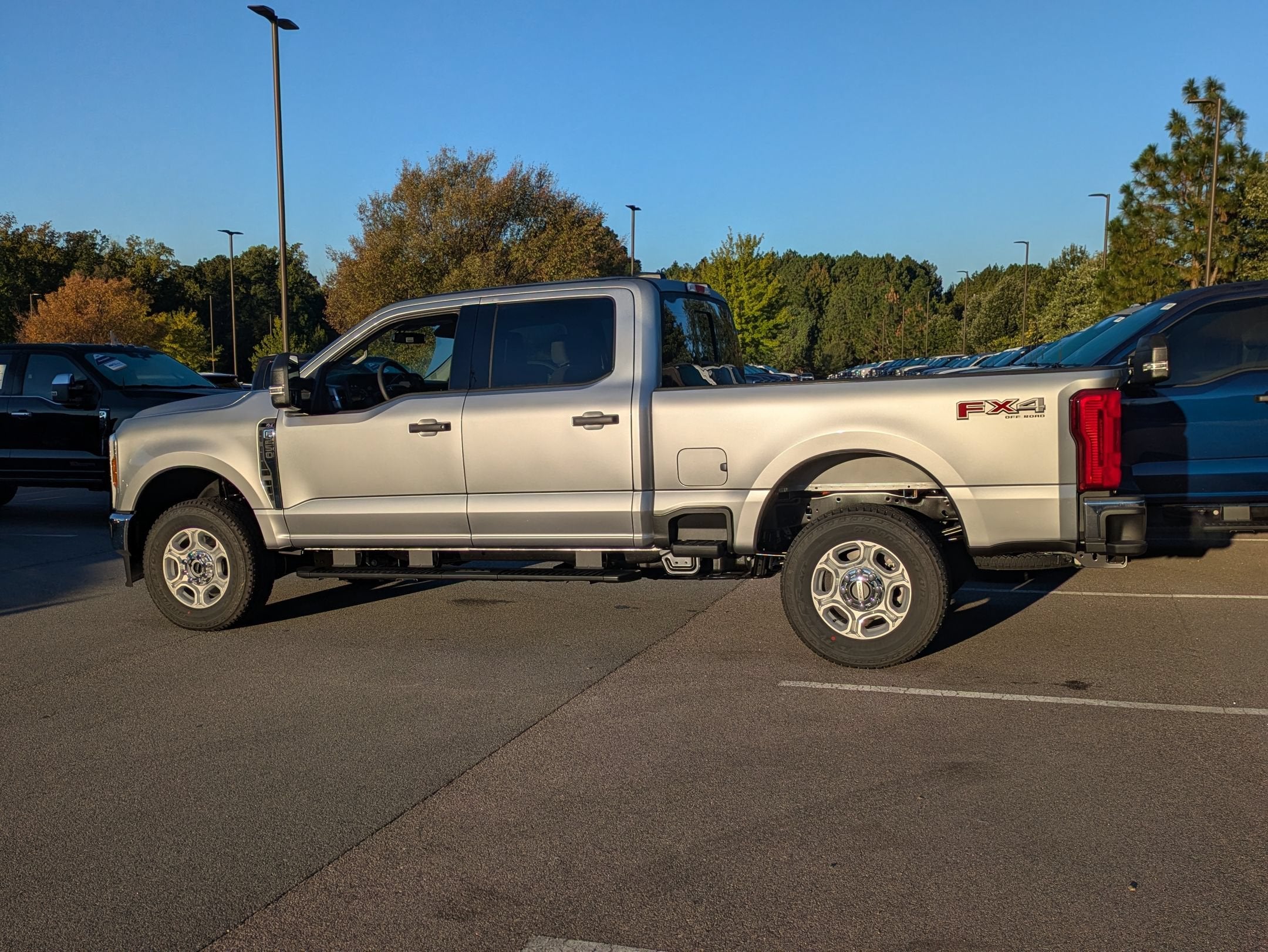2027 Ford Super Duty F-250 SRW XLT