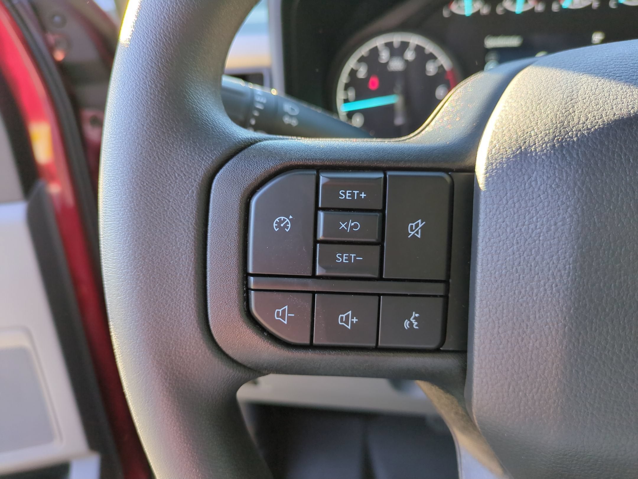 2027 Ford Super Duty F-250 SRW XLT