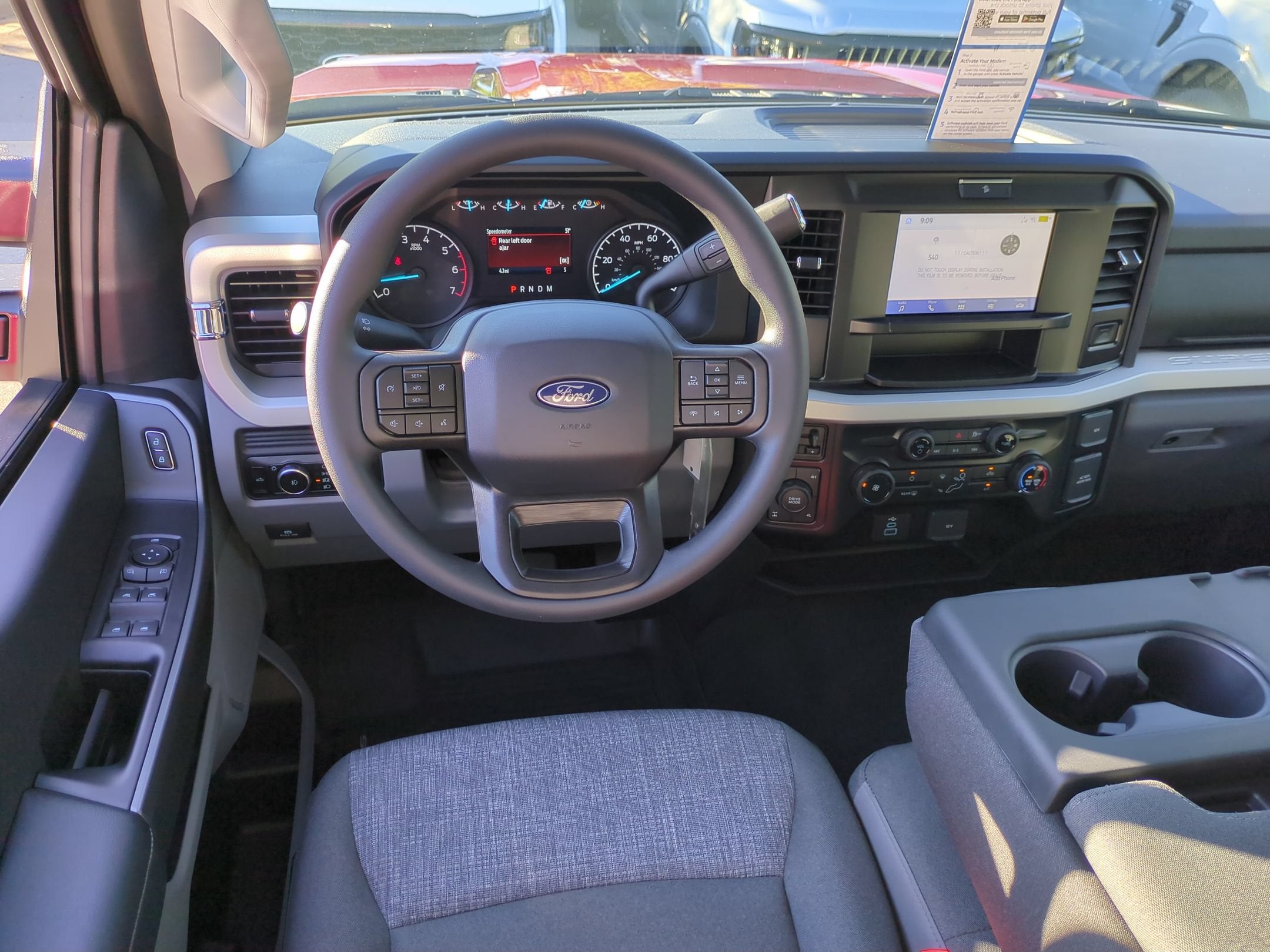 2027 Ford Super Duty F-250 SRW XLT