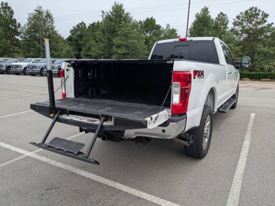 2017 Ford Super Duty F-250 SRW Lariat
