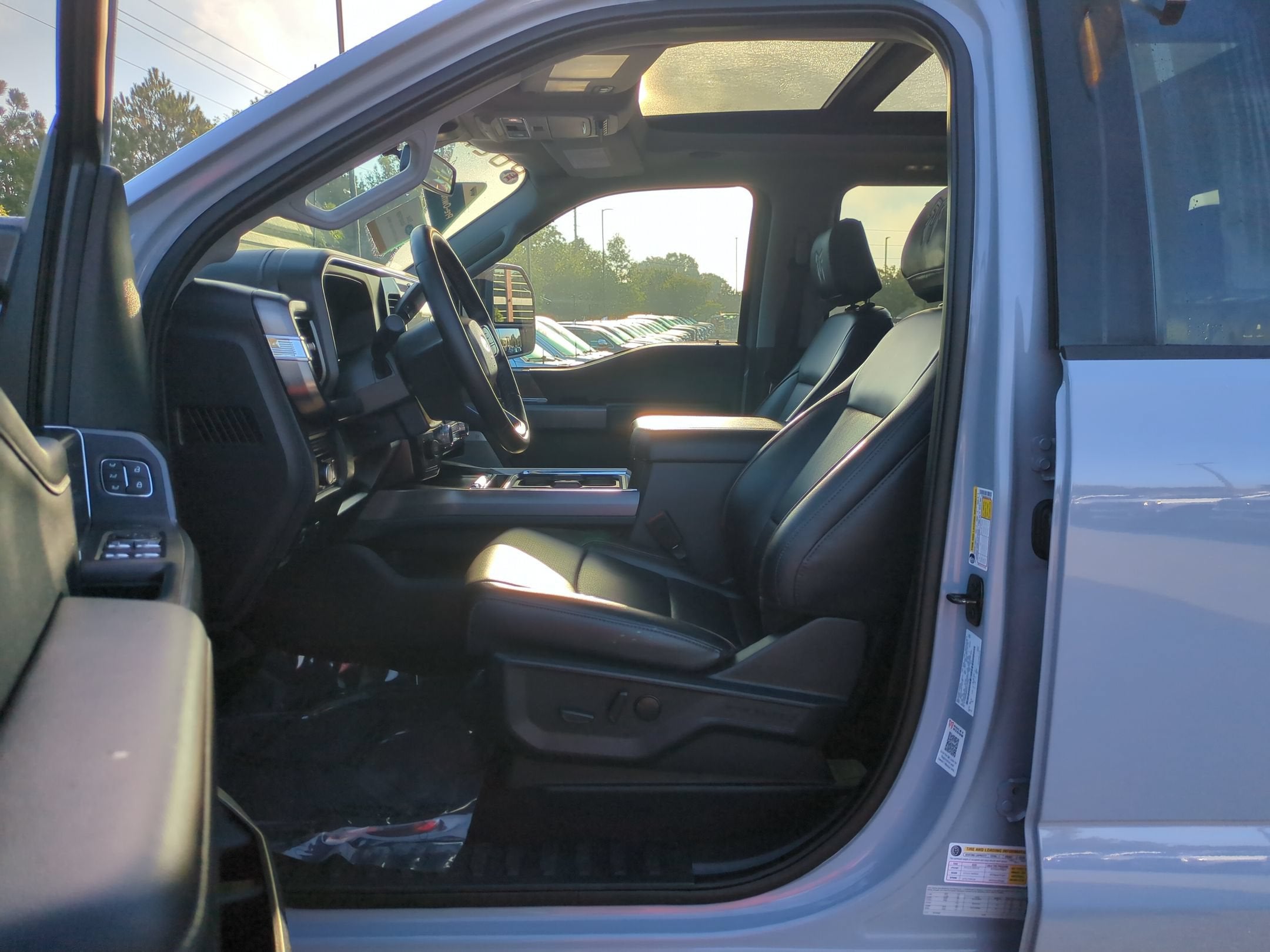 2025 Ford Super Duty F-250 SRW LARIAT Rocky Ridge