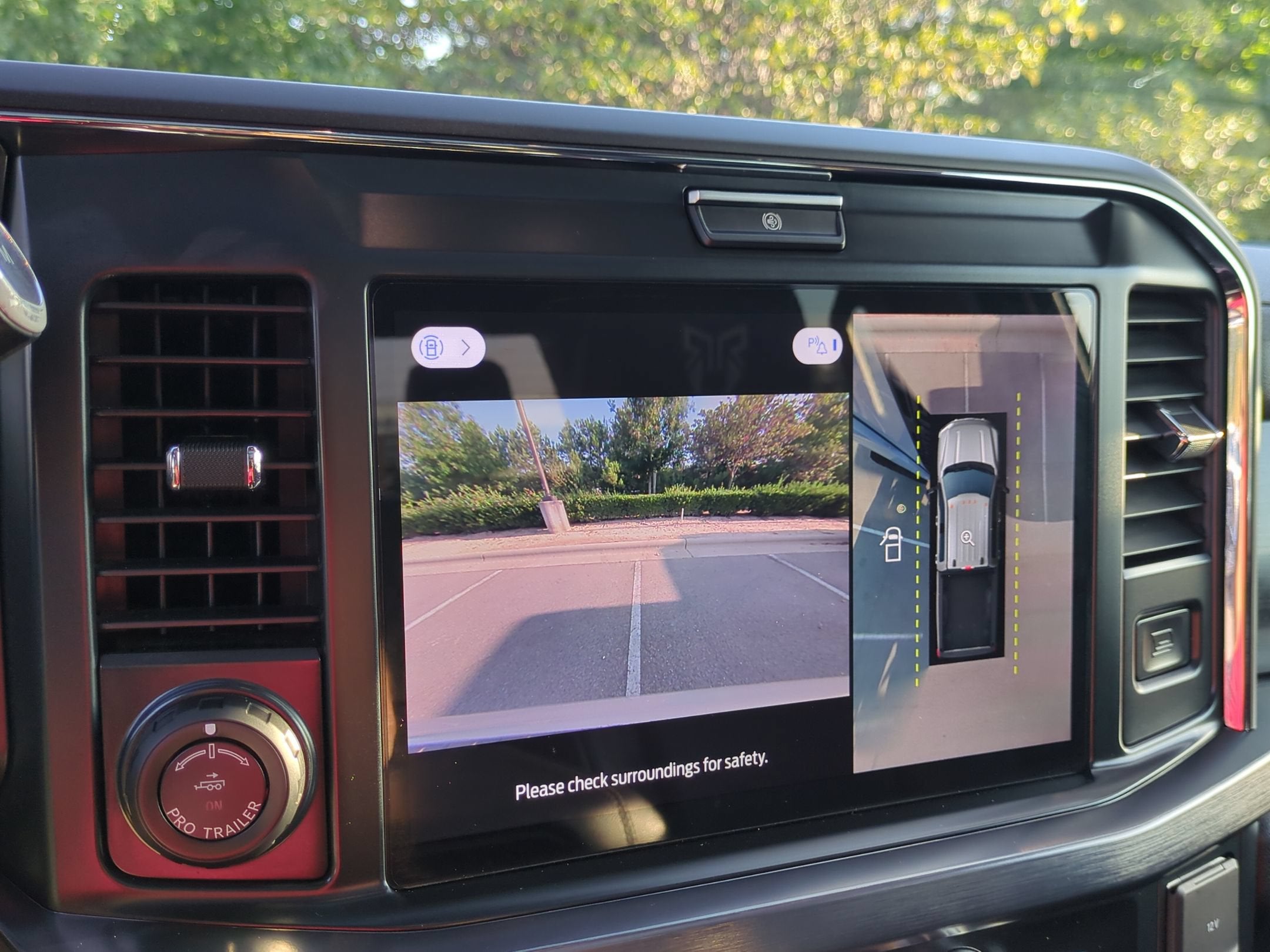 2025 Ford Super Duty F-250 SRW LARIAT Rocky Ridge