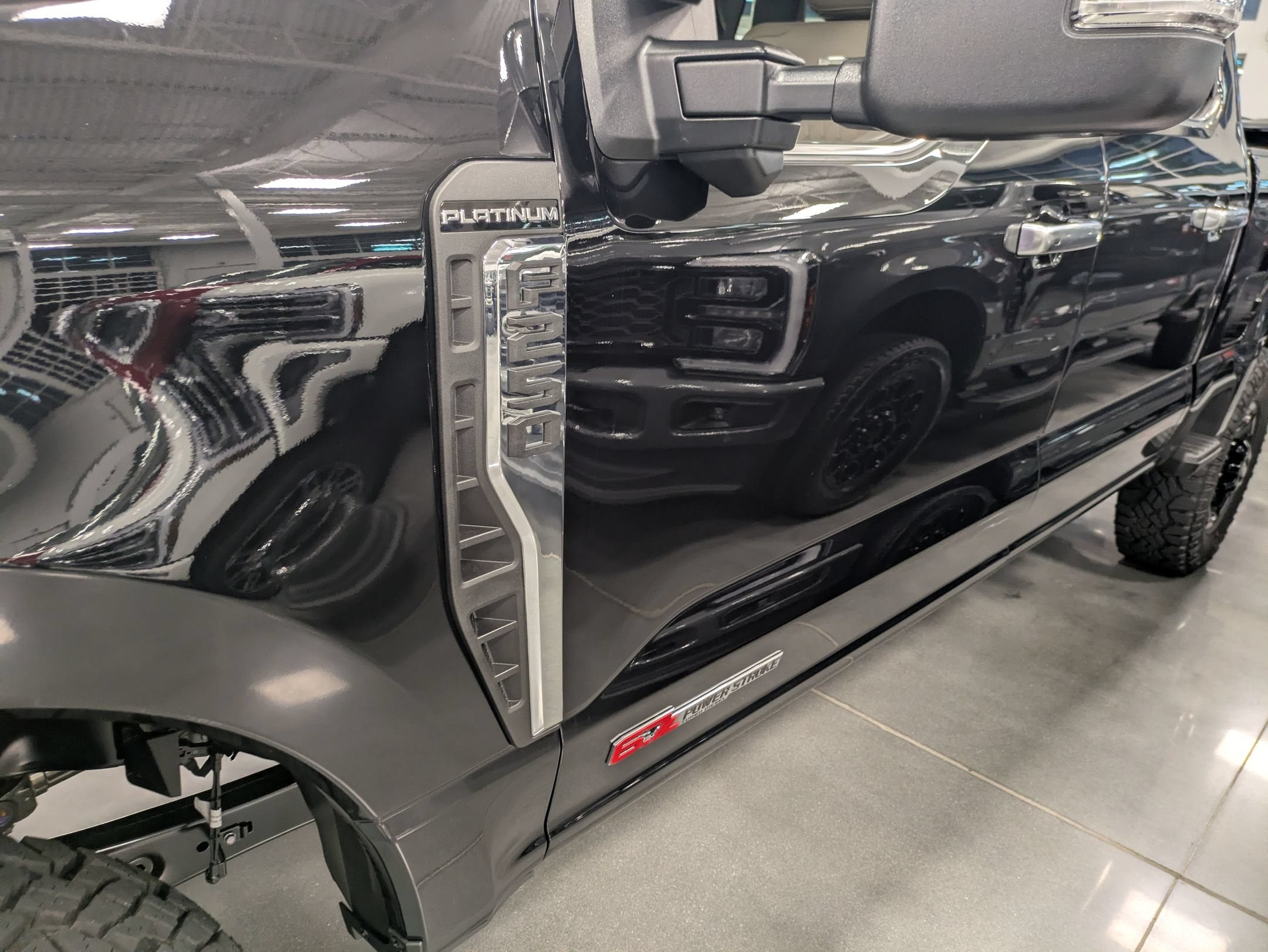 2027 Ford Super Duty F-250 SRW Platinum