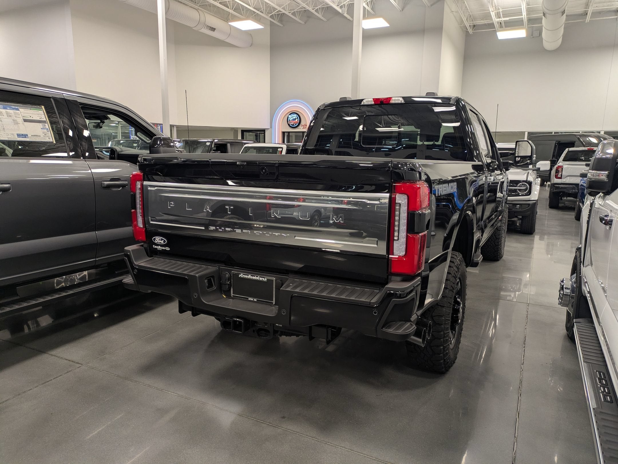 2027 Ford Super Duty F-250 SRW Platinum