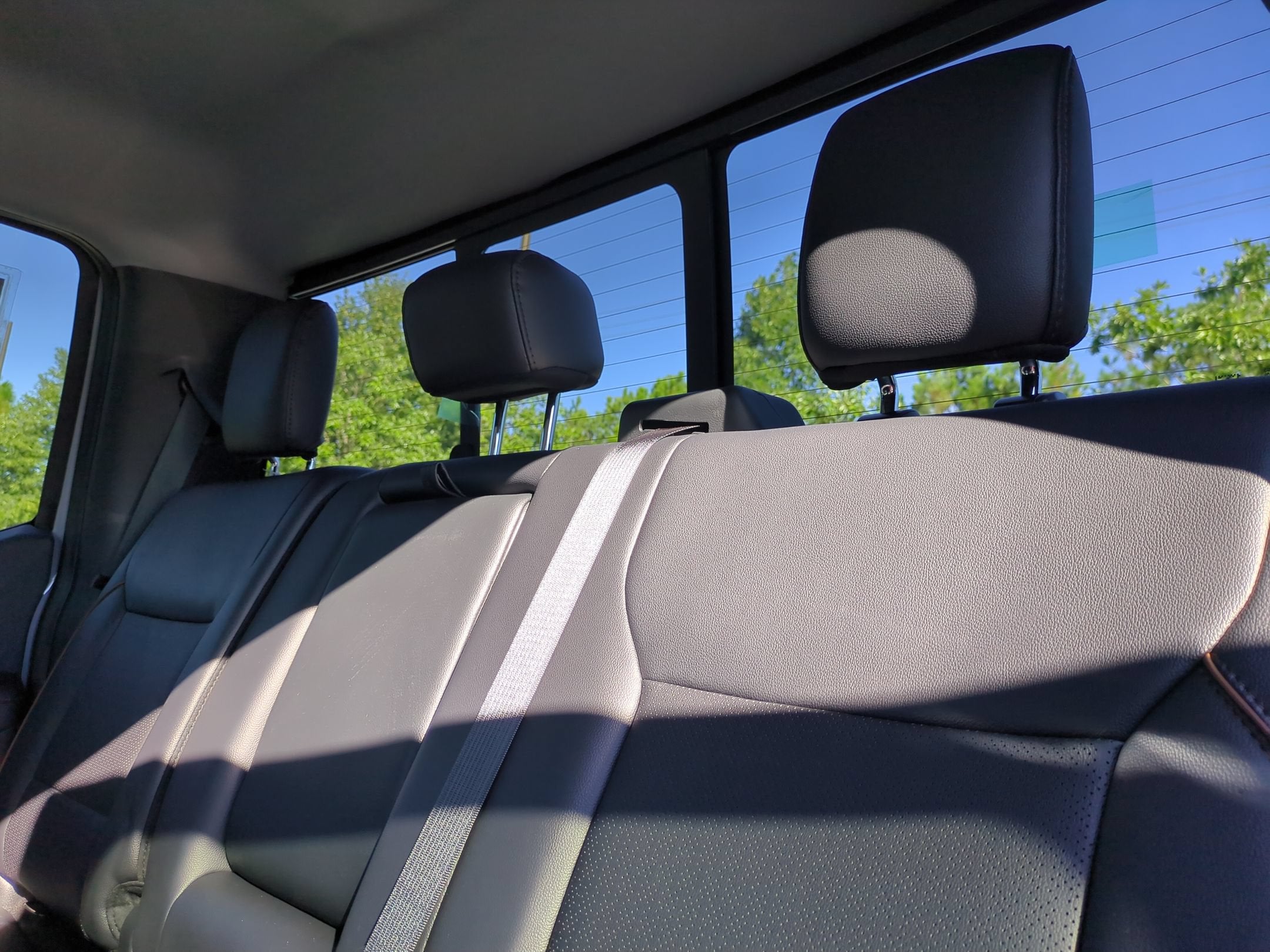 2027 Ford Super Duty F-250 SRW LARIAT