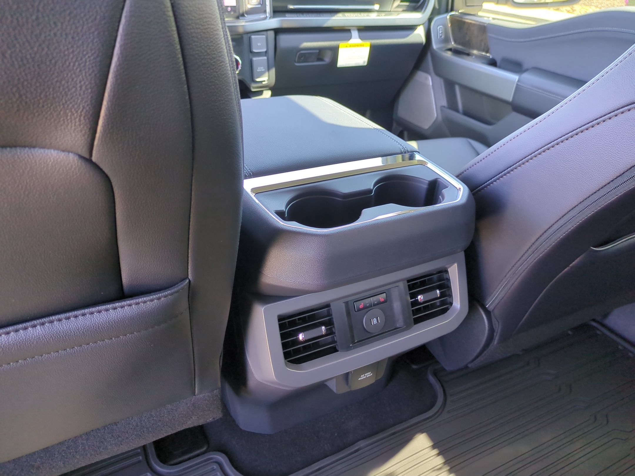 2027 Ford Super Duty F-250 SRW LARIAT