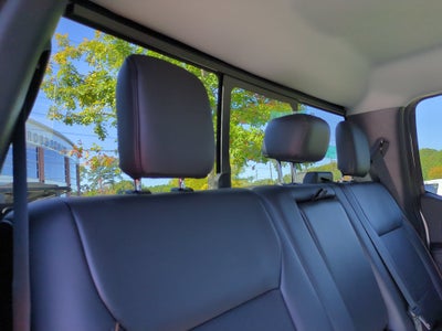 2027 Ford Super Duty F-250 SRW LARIAT