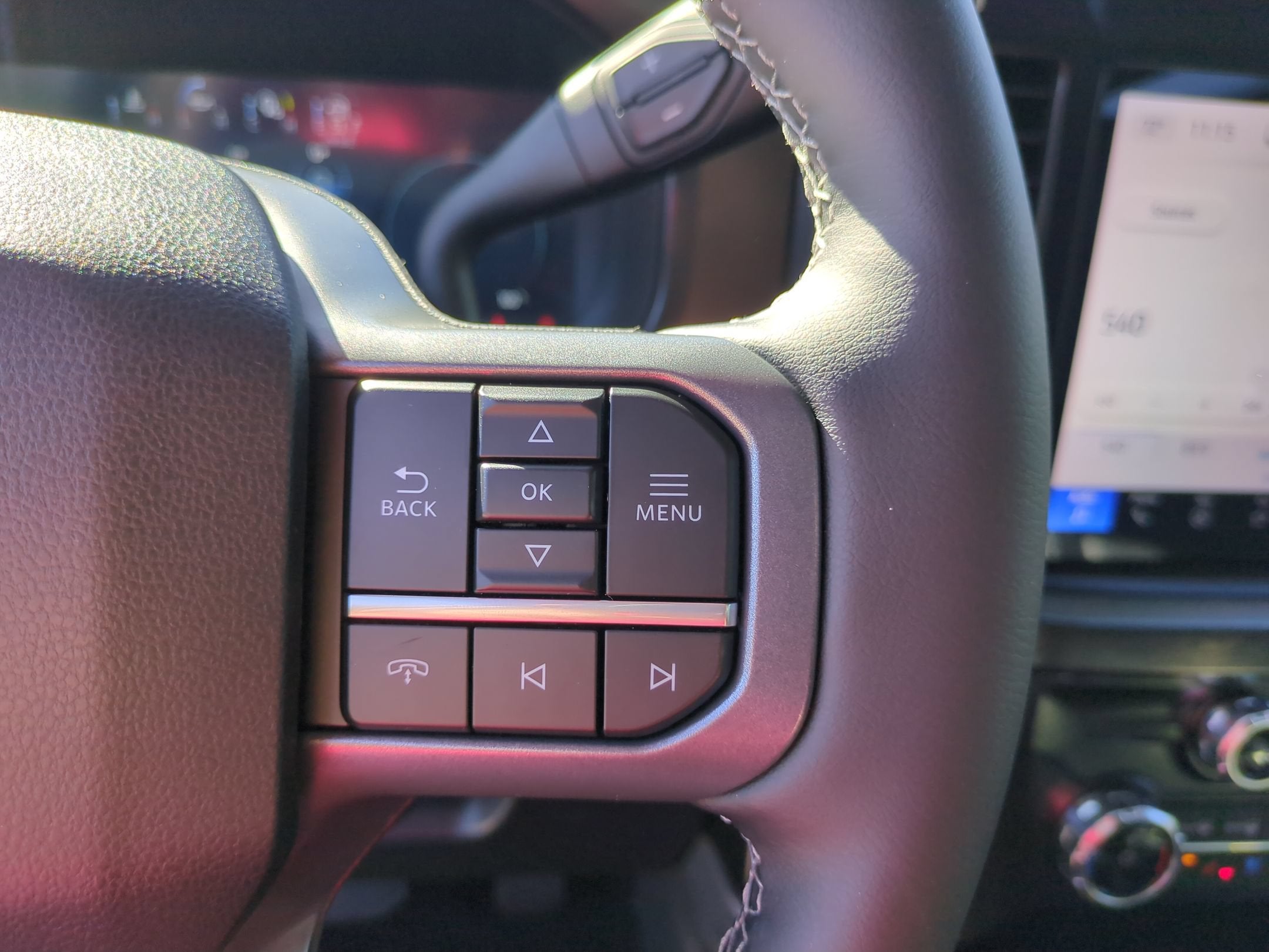2027 Ford Super Duty F-250 SRW LARIAT