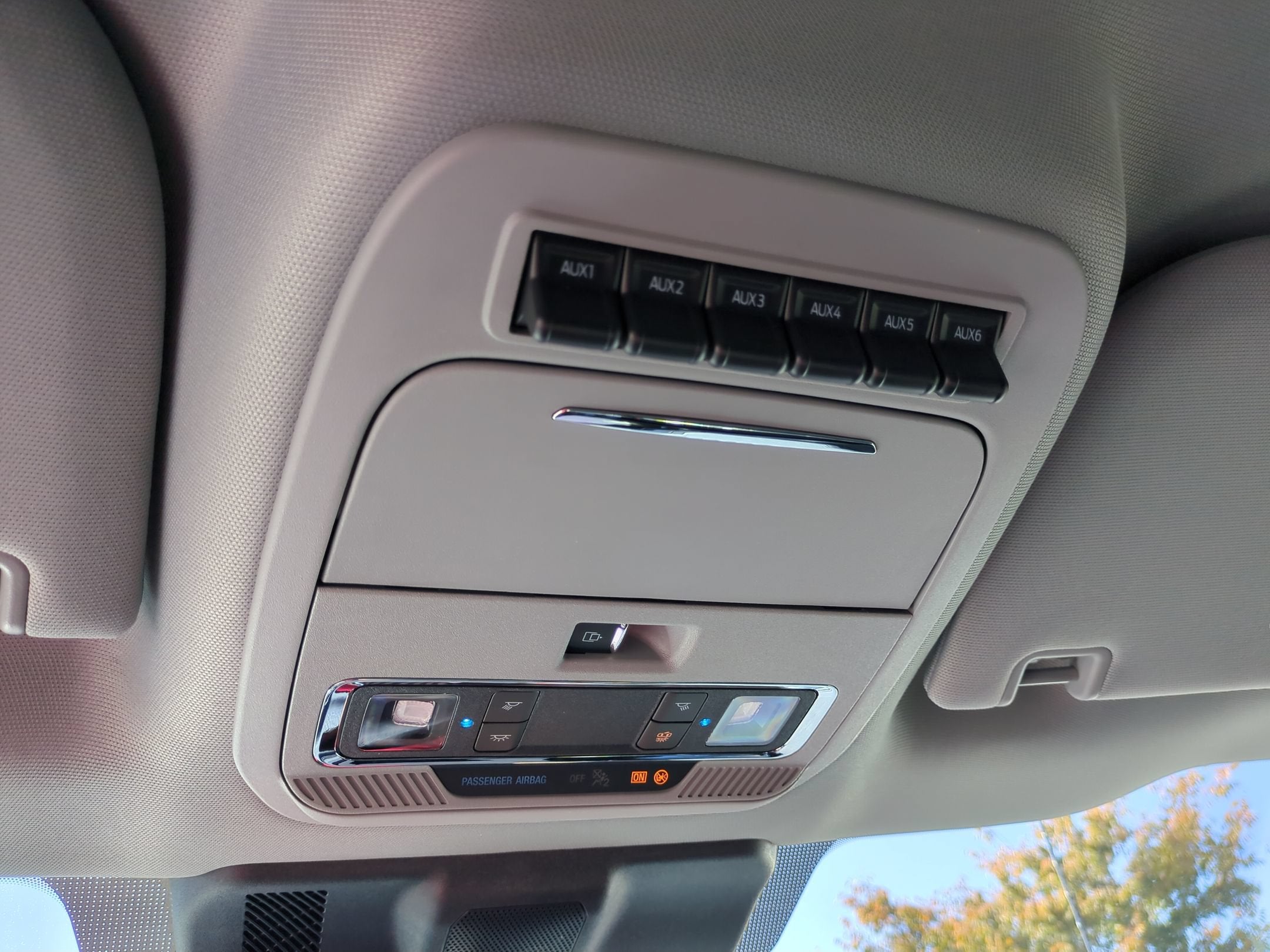 2027 Ford Super Duty F-250 SRW LARIAT