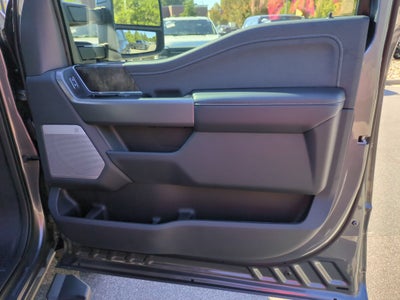2027 Ford Super Duty F-250 SRW LARIAT