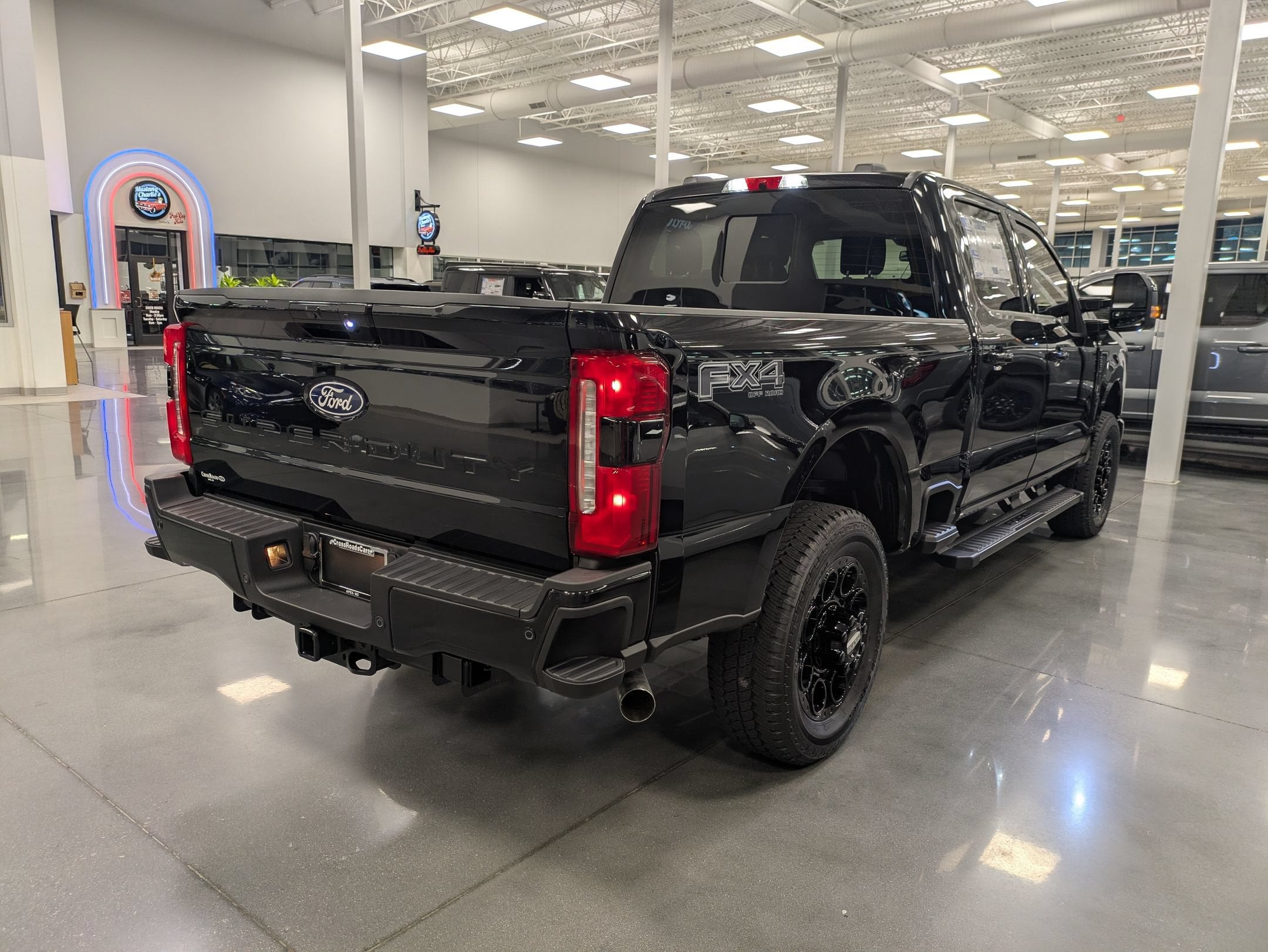 2027 Ford Super Duty F-250 SRW LARIAT