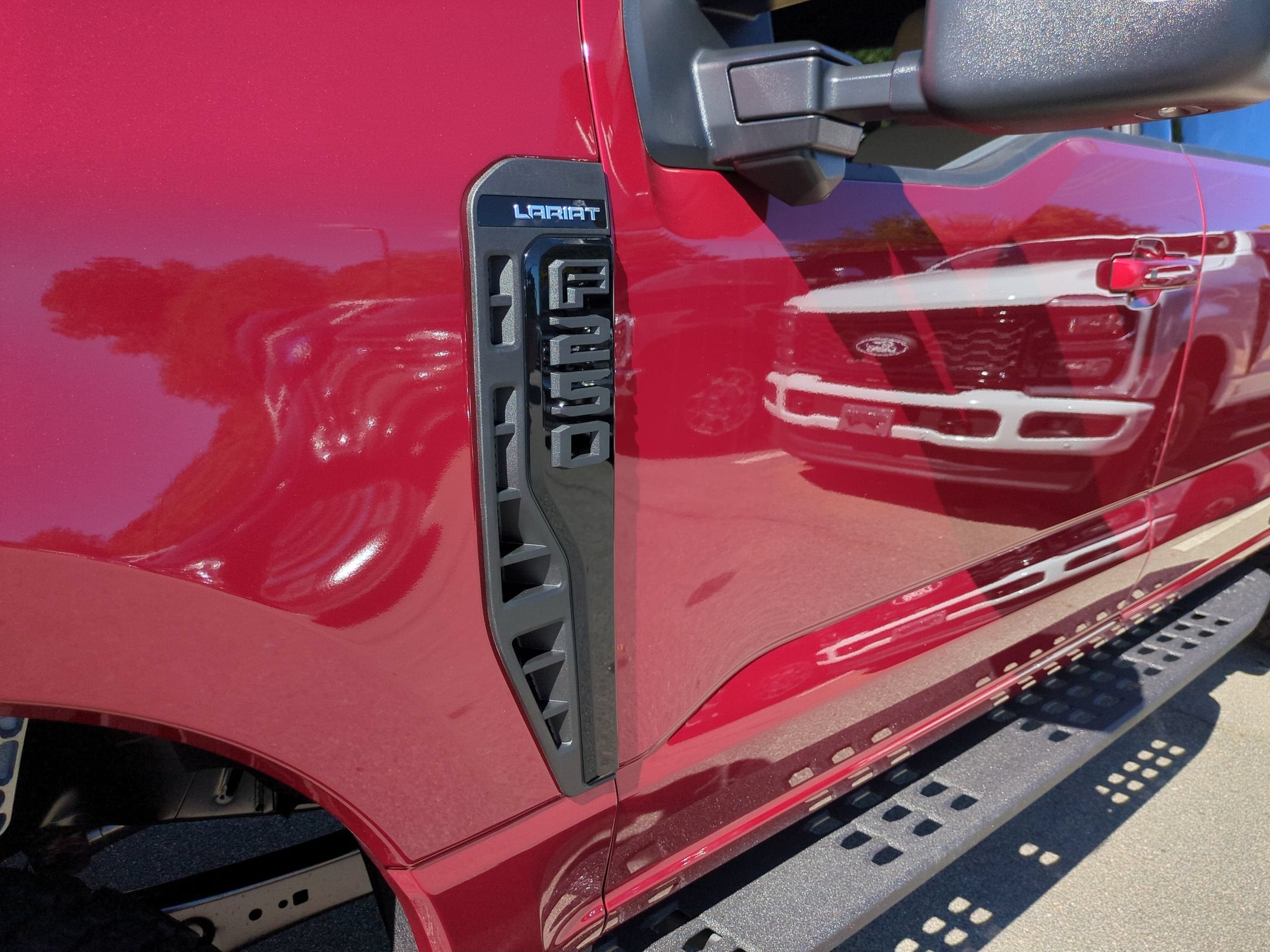 2027 Ford Super Duty F-250 SRW LARIAT