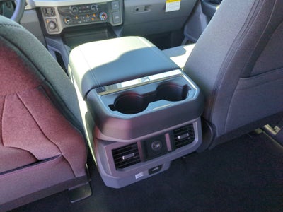 2027 Ford Super Duty F-250 SRW XLT