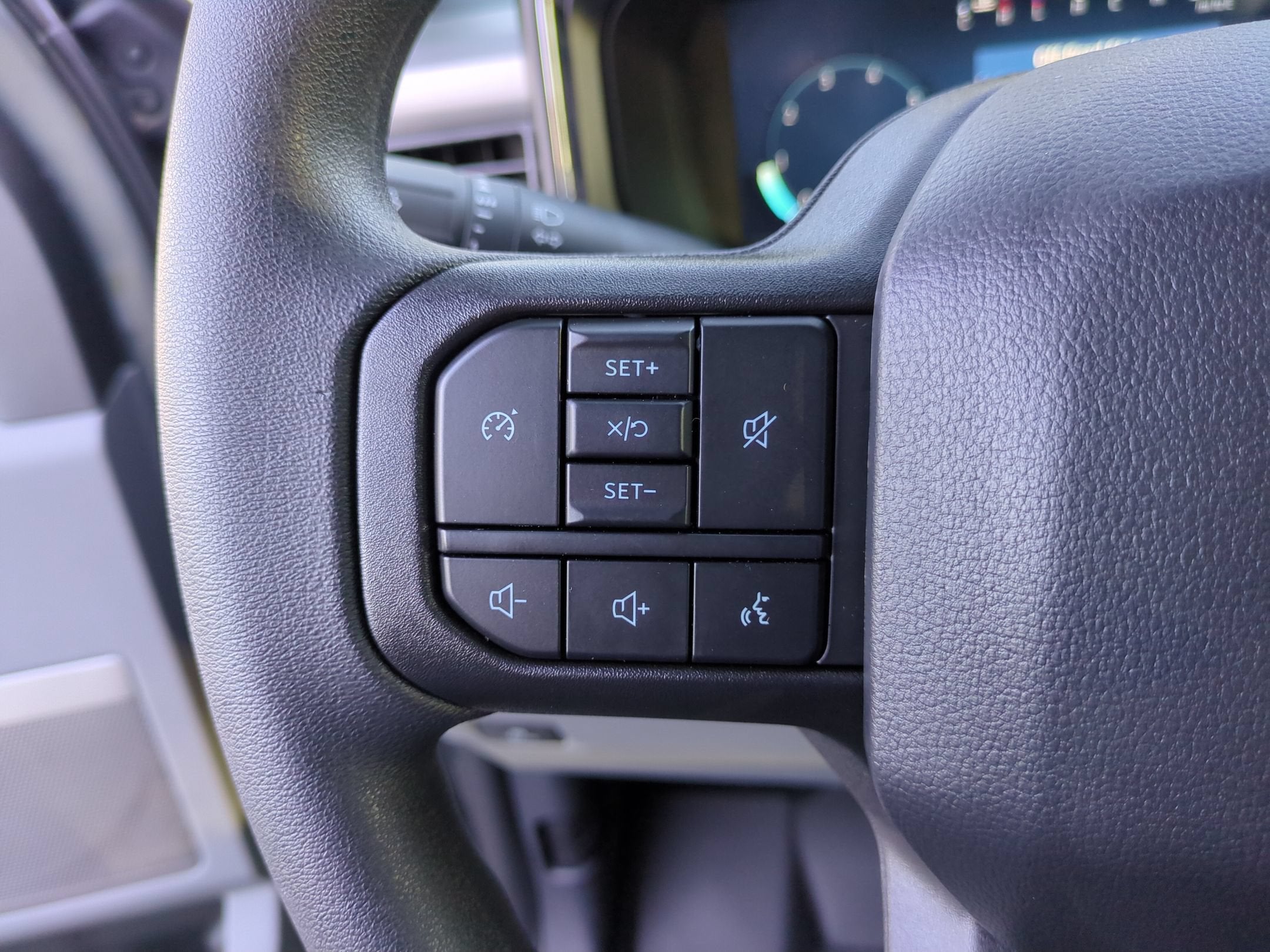 2027 Ford Super Duty F-250 SRW XLT